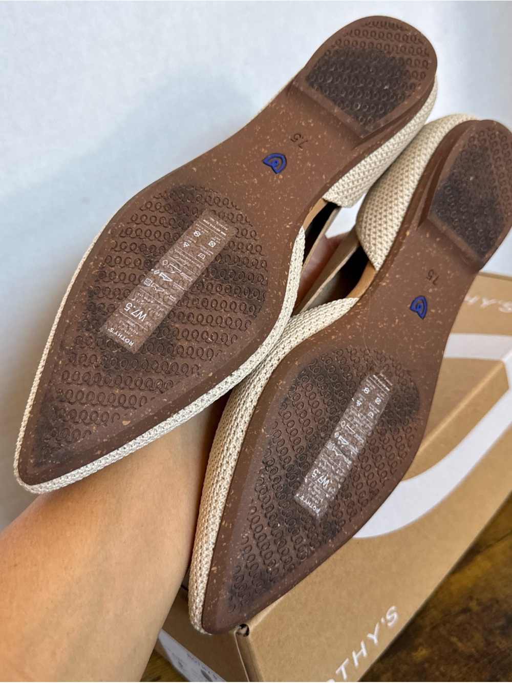 Rothy’s Women’s The d'Orsay Point Flat Size 7.5 Conch Raffle Knit NEW - Picture 5 of 7